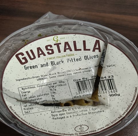 Guastalla Green and Black Pitted Olives